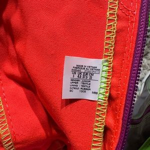 UNIQUE Juniors Girls’ Converse Chuck Taylor All Star Knee-high Size 5.